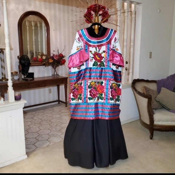 Meet your Posher, Elena - Picture 8 of 11